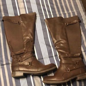 Wide Leg Brown Boots